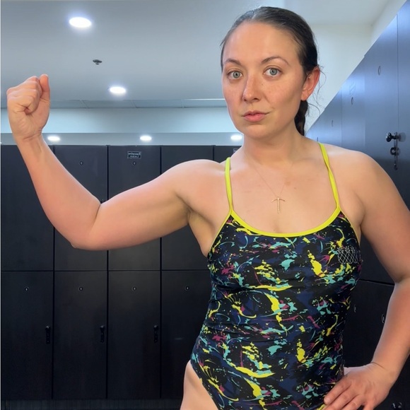 Meet your Posher, Rachel - Picture 6 of 7